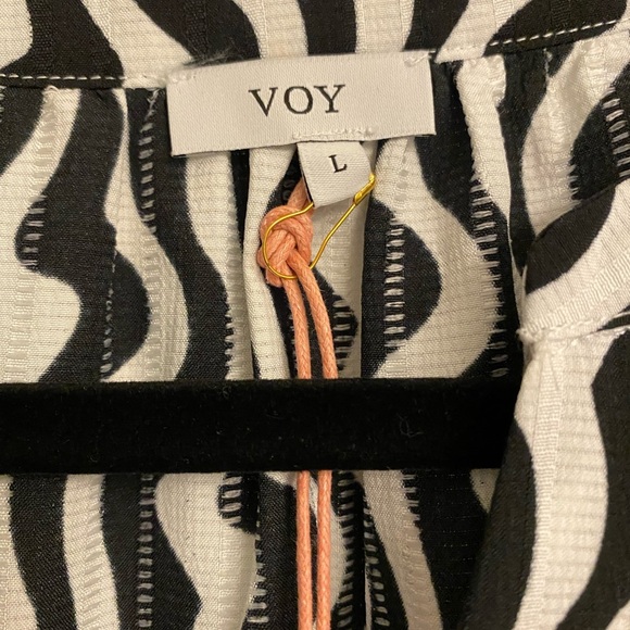 VOY BLACK/WHITE DRESS WITH RIC-RAC BELT - SIZE L - NWT - Picture 4 of 10